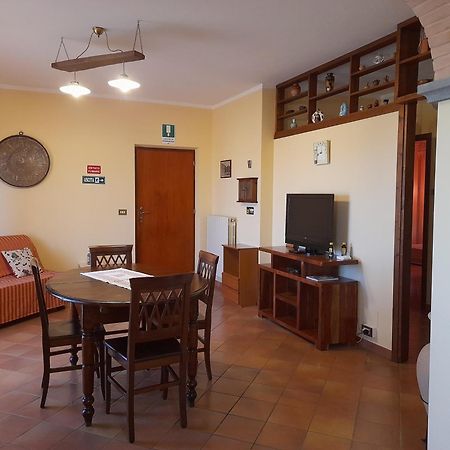 Casa Vacanze Antica Volsinii Bolsena Bagian luar foto